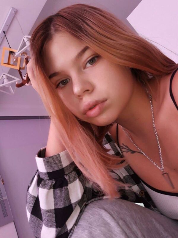 Настя 22